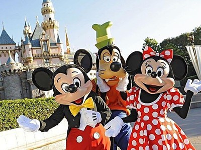 Paříž a Disneyland - letecké víkendy